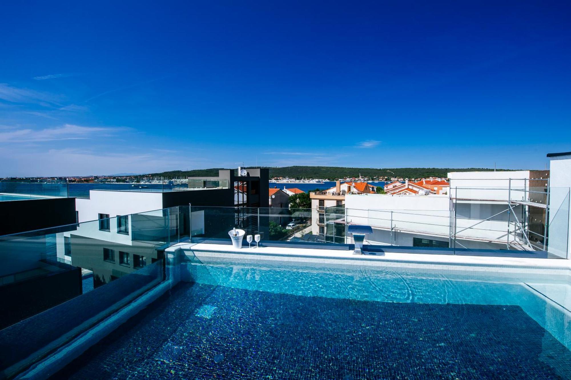 Crystal Holiday Residence II Sukošan Exteriör bild